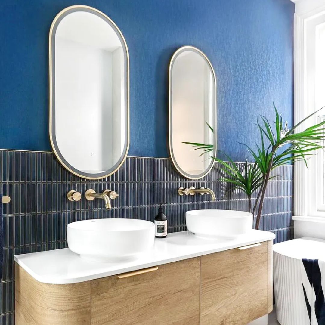LED Noosa 900(H)x450(W) Gold Metal Frame Mirror