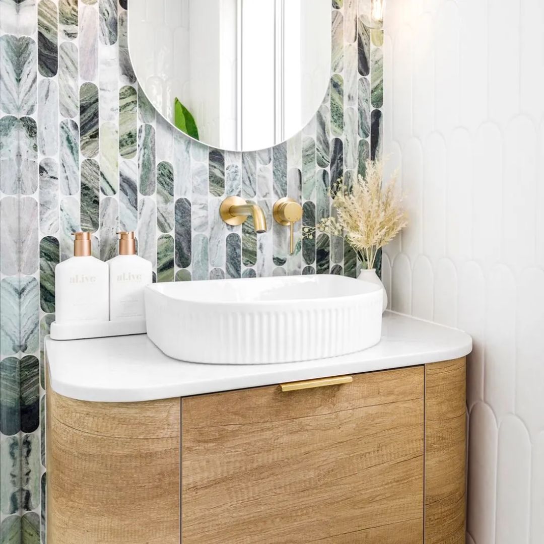 Archie 415x365x100 Gloss White Fluted Basin